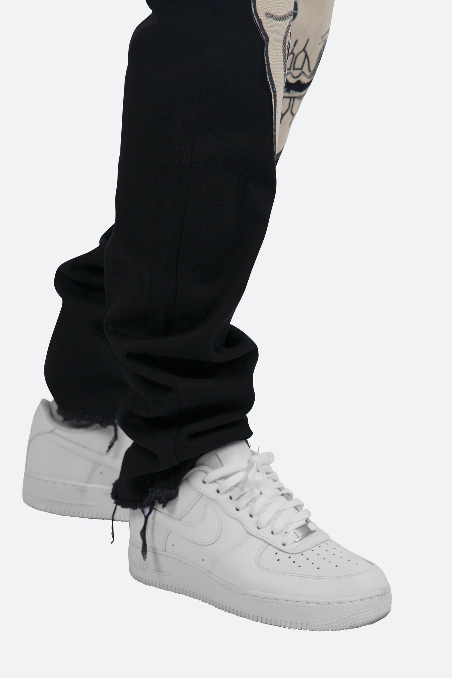 D181 Straight Denim - Black/White