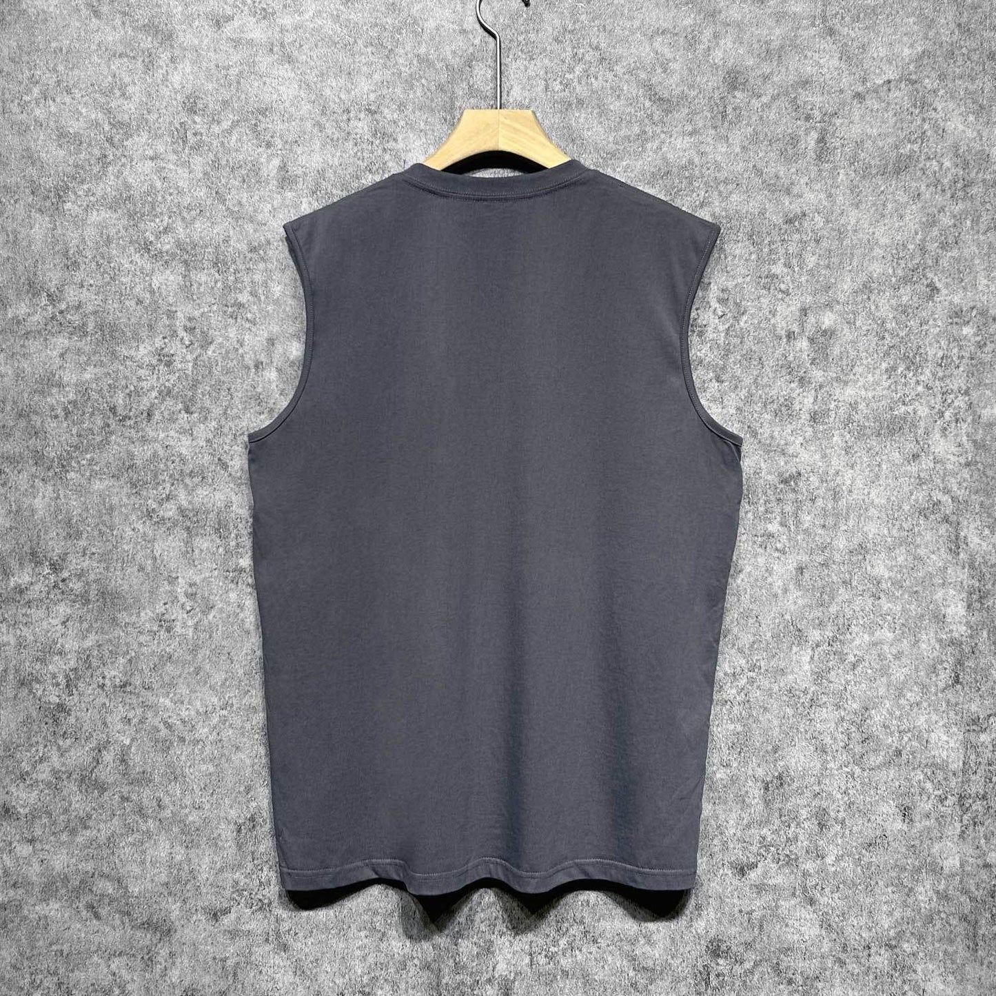 Amiri tank top large simple logo printing