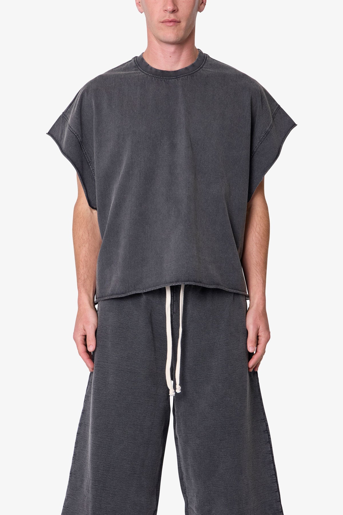 Cut Off Tee - Washed Black