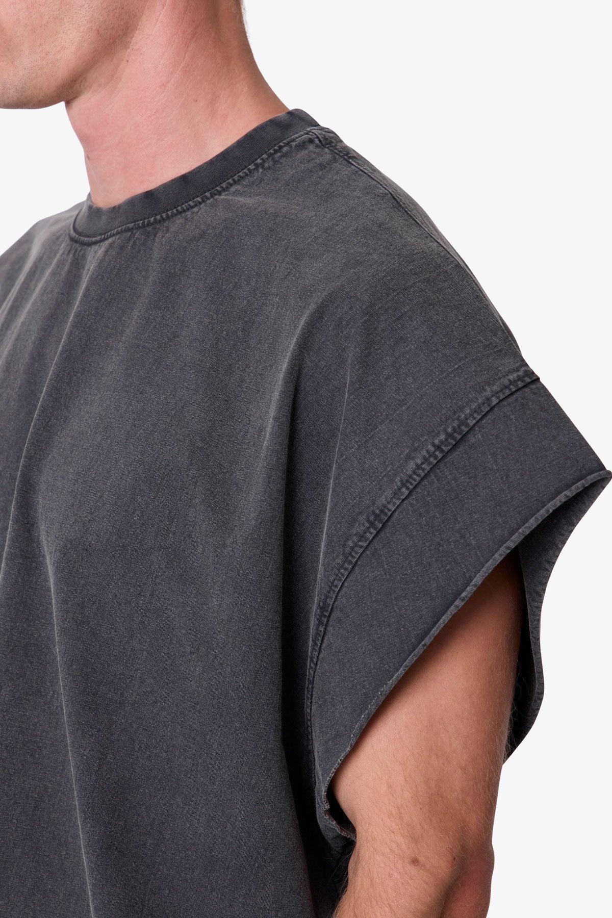 Cut Off Tee - Washed Black