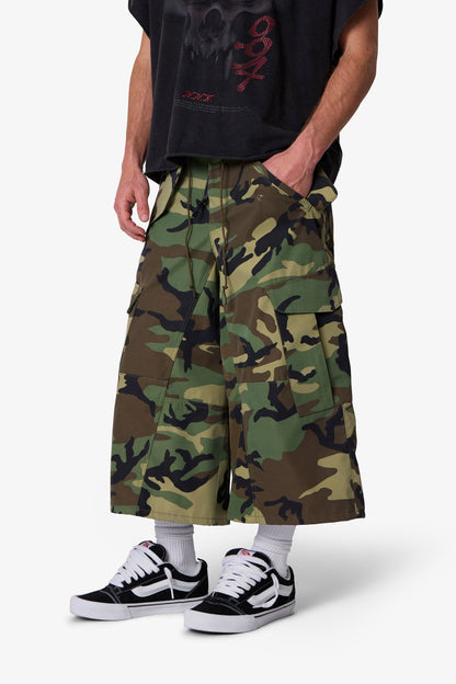 Extra Long Nylon Cargo Shorts - Camo
